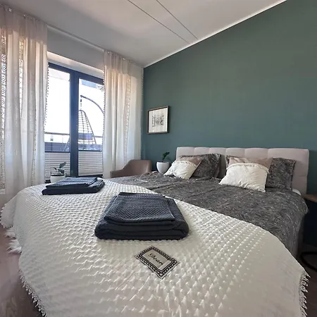 Lara Tartus Riia Kvartalis Apartman *