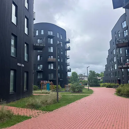 Lara Tartus Riia Kvartalis * Tartu